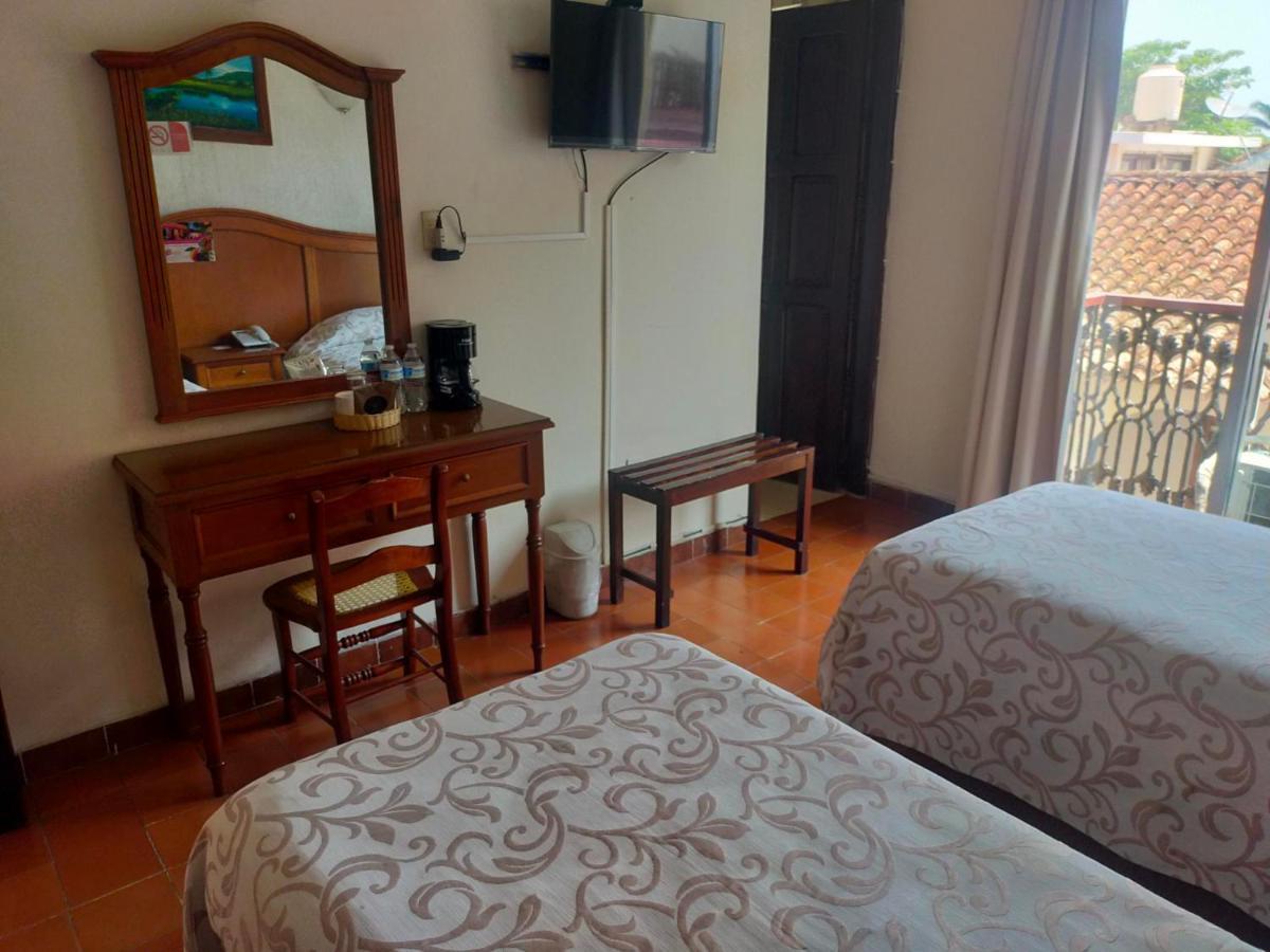 Hotel Posada Dona Lala Tlacotalpan Extérieur photo