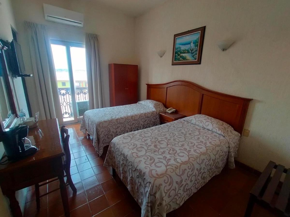 Hotel Posada Dona Lala Tlacotalpan Extérieur photo